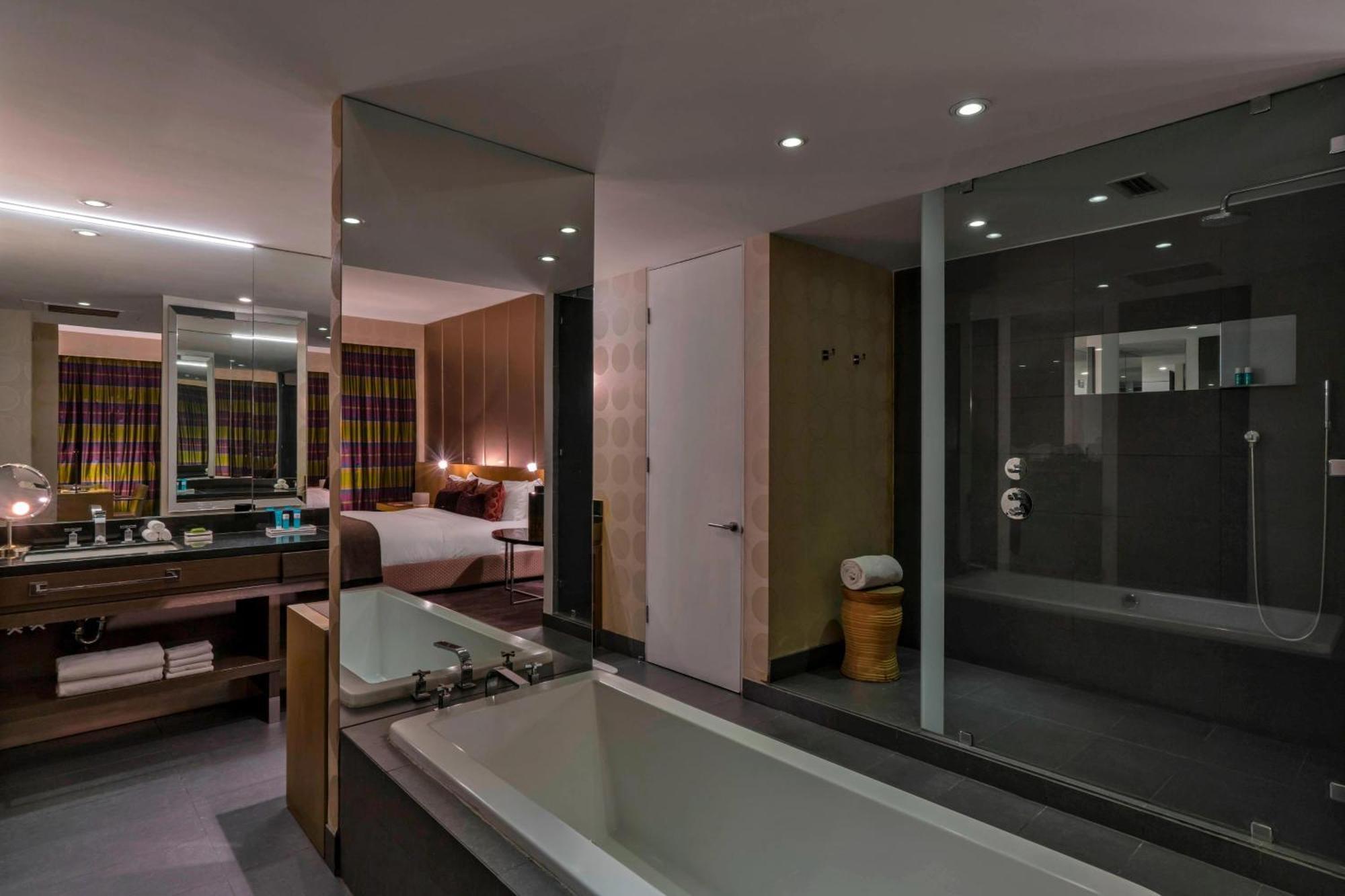 W Santiago Hotell Exteriör bild